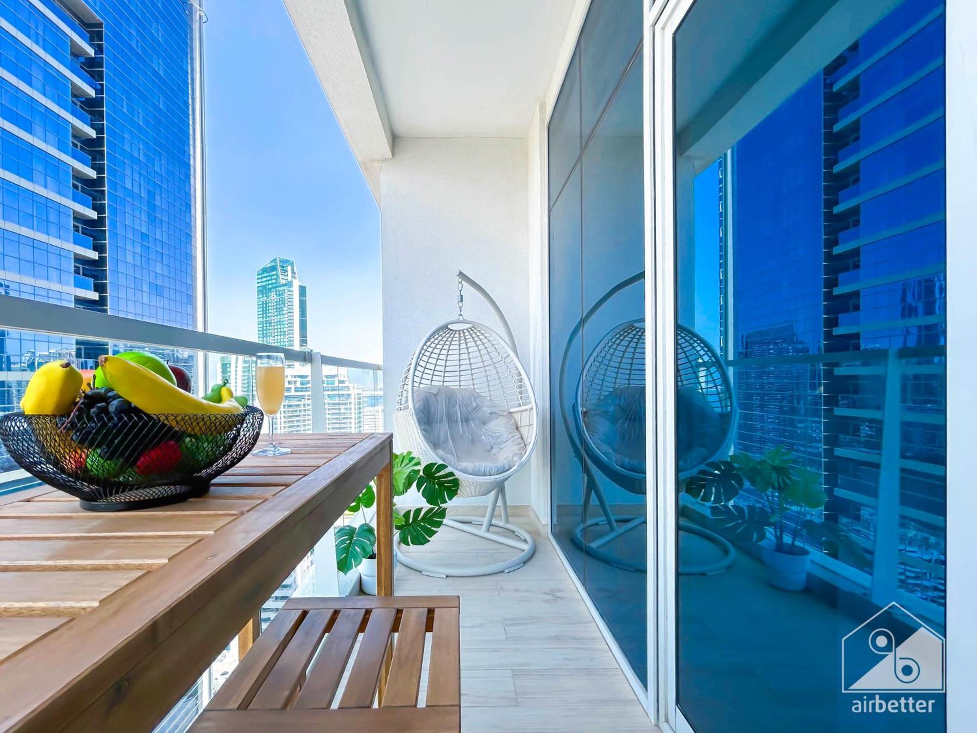 Apartment Chic New At One Marina