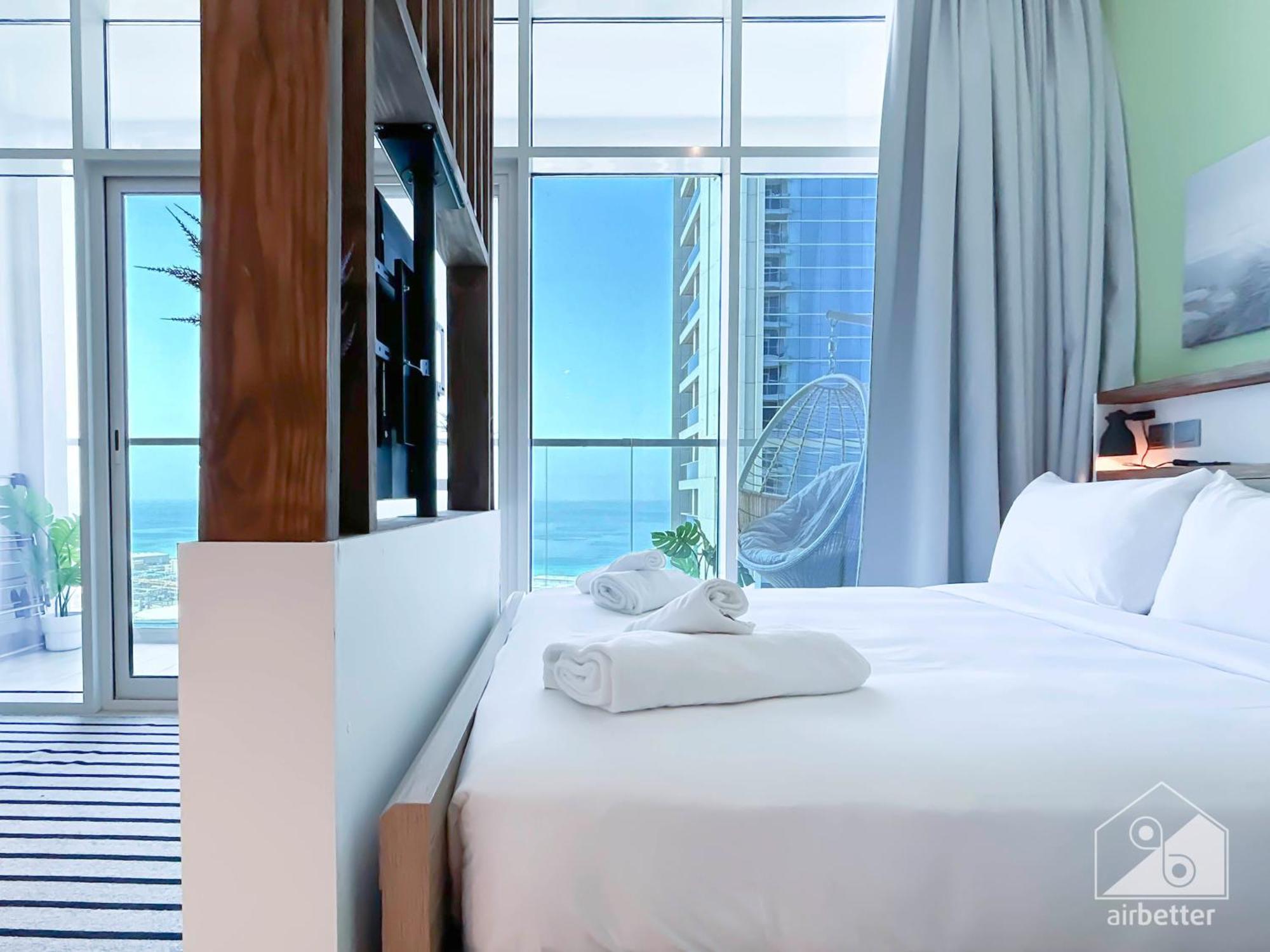 Chic New At One Marina Apartment *